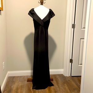 JESSICA HOWARD Formal Evening Dress
